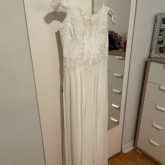 Lady Black Tie (Cinderella Divine) | Helena Wedding Gown - Picture 9 of 12
